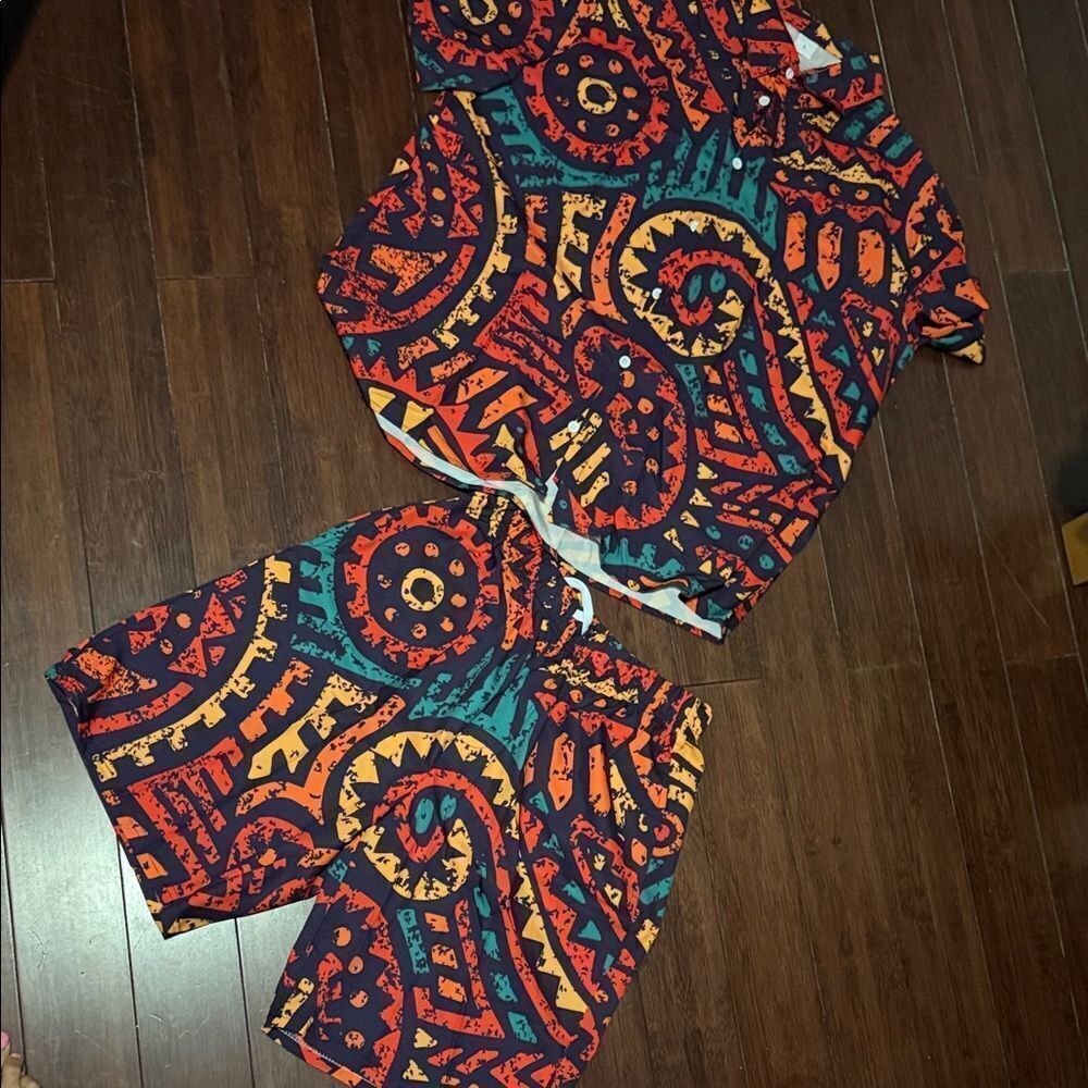 Mens Colorful Geometric Shirt & Shorts Set Tribal Button Down  - Large - NEW